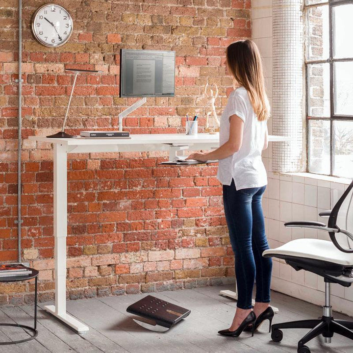 Humanscale Office Desk Black / Black (BL) / 48"-54" W x 24" D Humanscale FLOAT